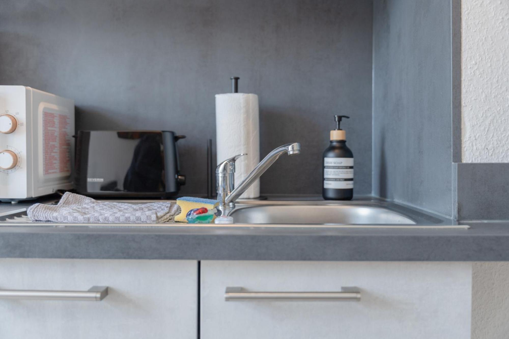 Modernes Apartment In Top Lage Komfortabel Eingerichtet Mit Arbeitsplatz Und Kueche - Geibelsuite Hanovre Extérieur photo
